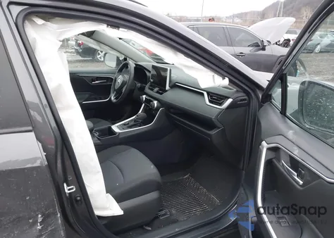 2024 Toyota Rav4 Hybrid Xle from USA, damaged, VIN 2T3RWRFV1RW225193